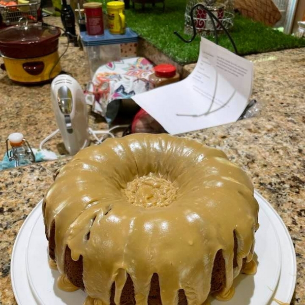 Mother's Applesauce Cake