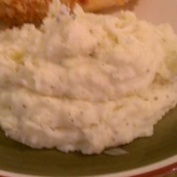 Garlic Basil Mashed Potatoes