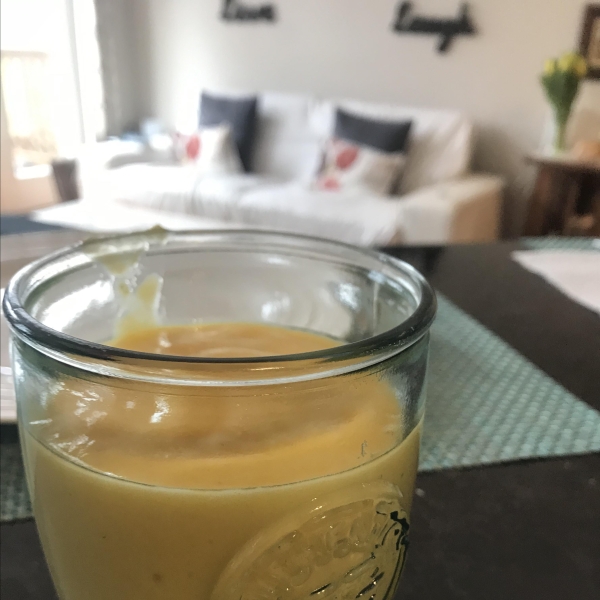 Mango-Banana Smoothie
