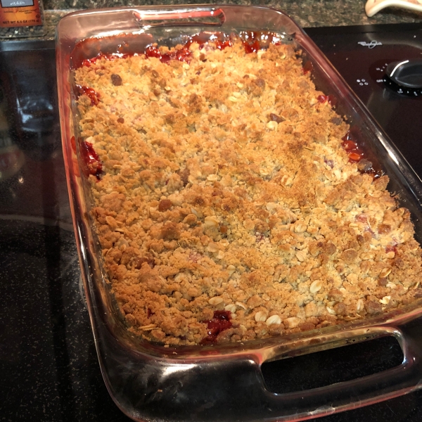 Rhubarb Strawberry Crunch