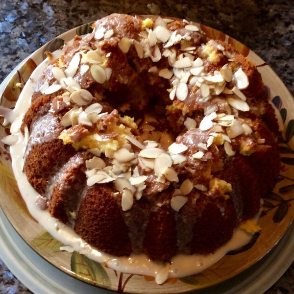 Memaw's Lemon Sunshine Cake