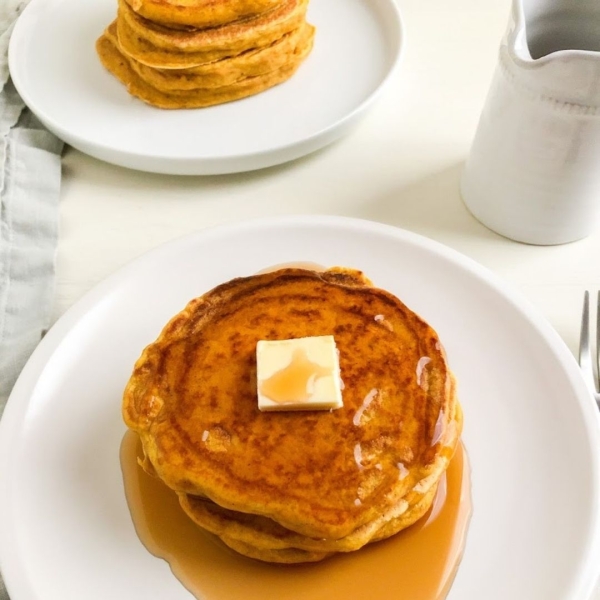 Quick and Easy Pumpkin Pancakes