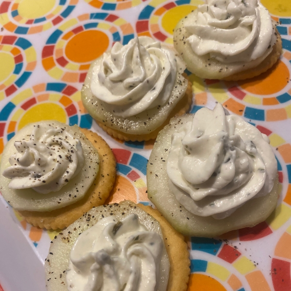 Easy Cucumber Party Sandwiches