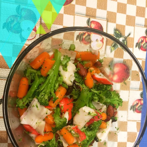 Garlic Broccoli Salad