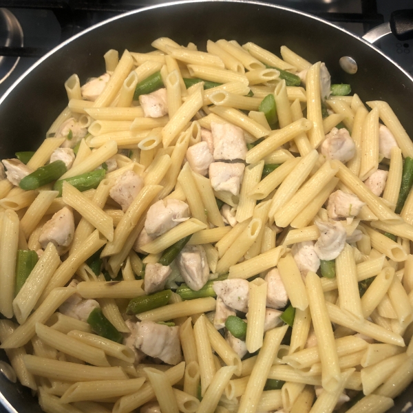 Penne with Chicken and Asparagus