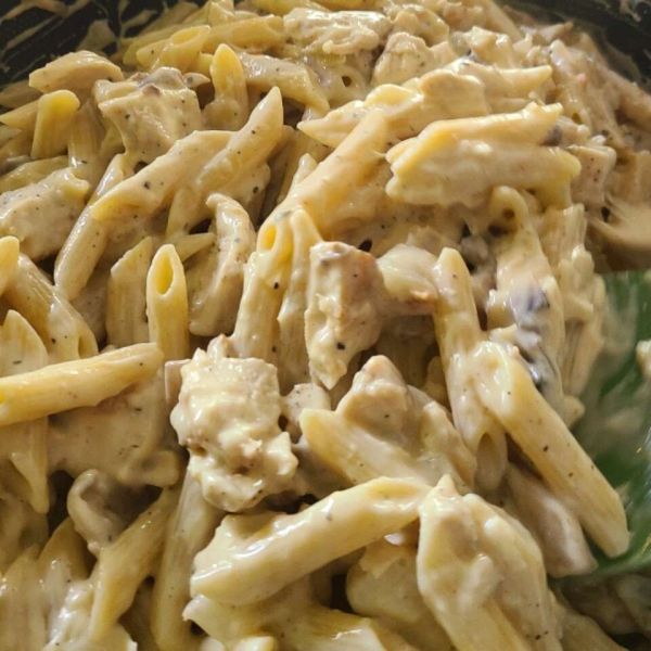 Slow Cooker Chicken Tetrazzini