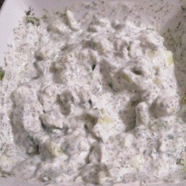 Easy Tzatziki Sauce