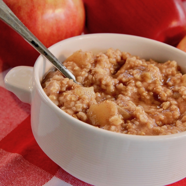 Instant Pot® Apple Pie Steel Cut Oats