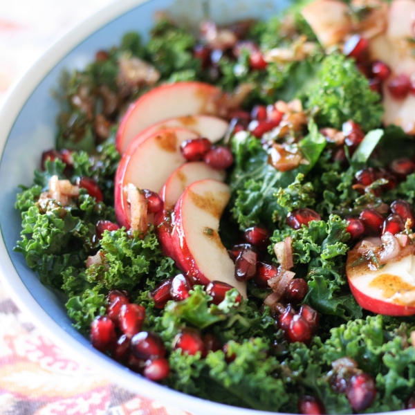 Healthy Apple and Kale Salad