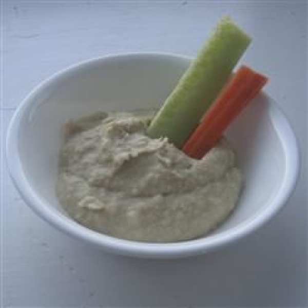 Roasted Garlic Bean Dip