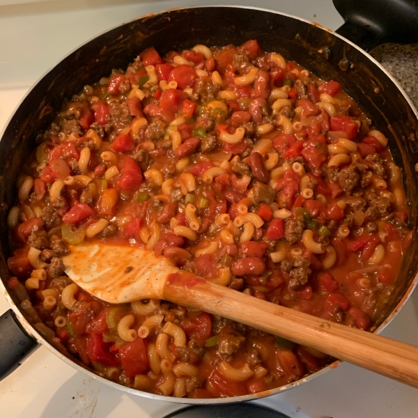 Gramma's Old Fashioned Chili Mac