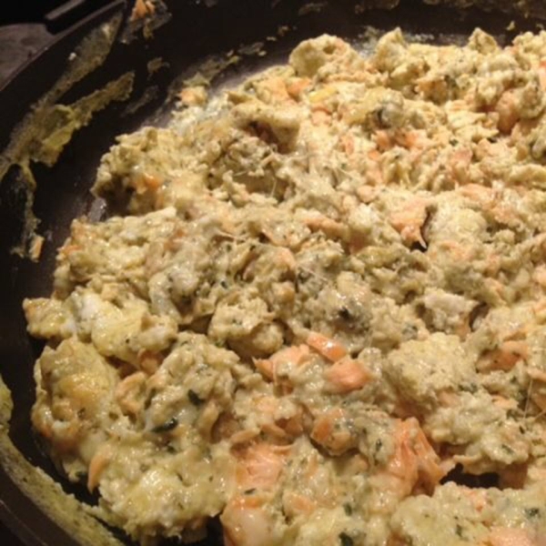 Scrambled Eggs with Salmon and Pesto