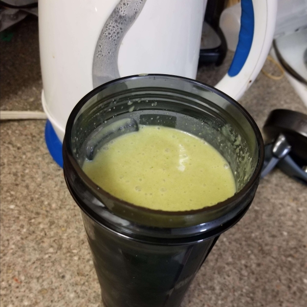 Keto Avocado-Spinach Smoothie