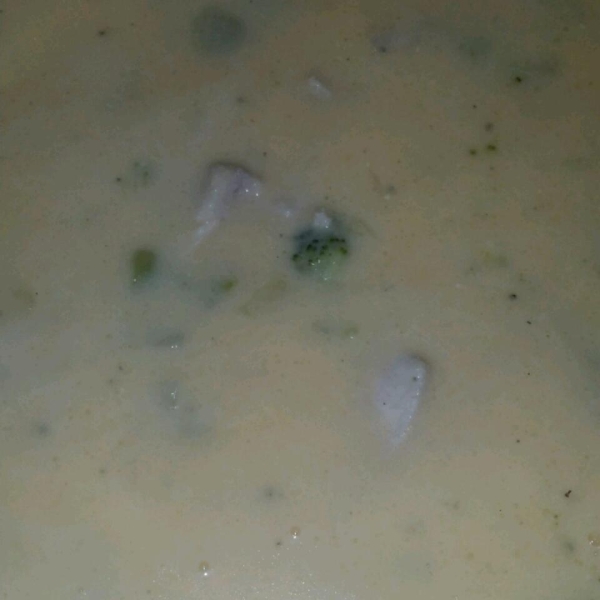 Cheese, Broccoli, and Chicken Soup