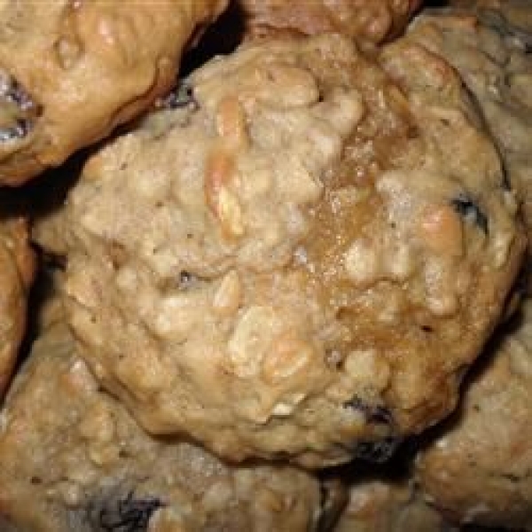 Coffee Liqueur Raisin Cookies