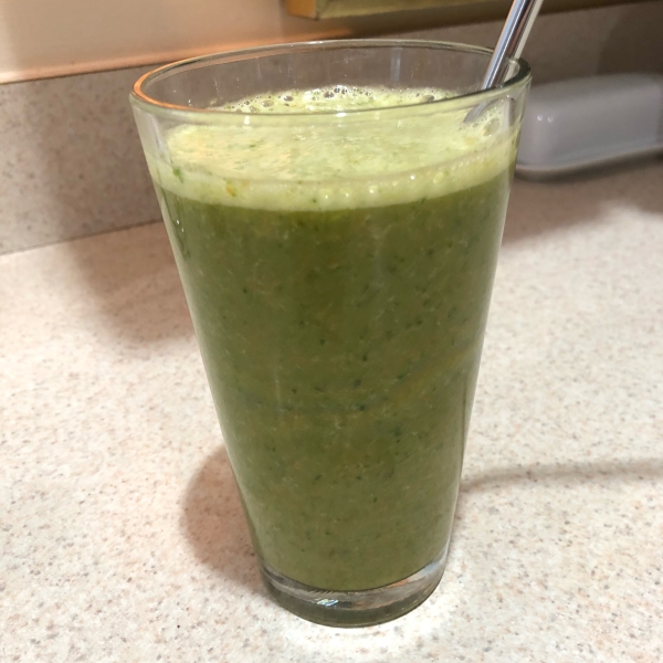 Breakfast Banana Green Smoothie