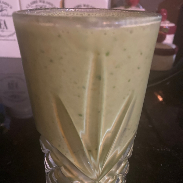 Breakfast Banana Green Smoothie