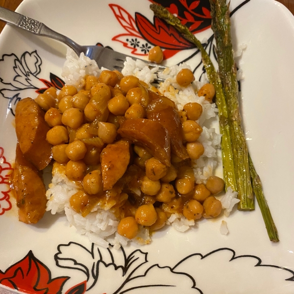Cuban Smoked Sausage with Chickpeas