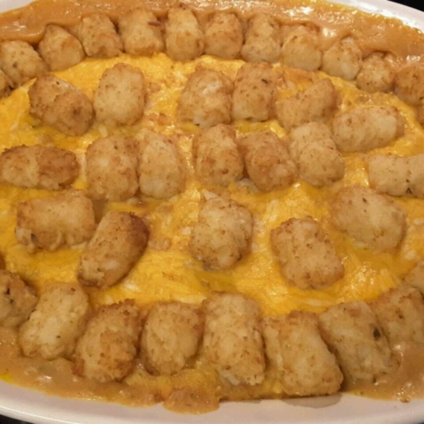 Carolyn's Chicken Tater Tot Casserole