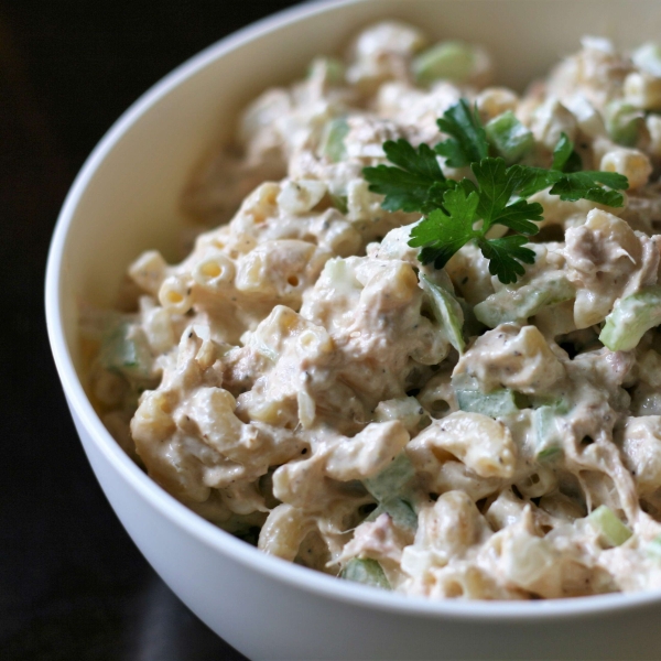 Old Fashioned Macaroni Salad