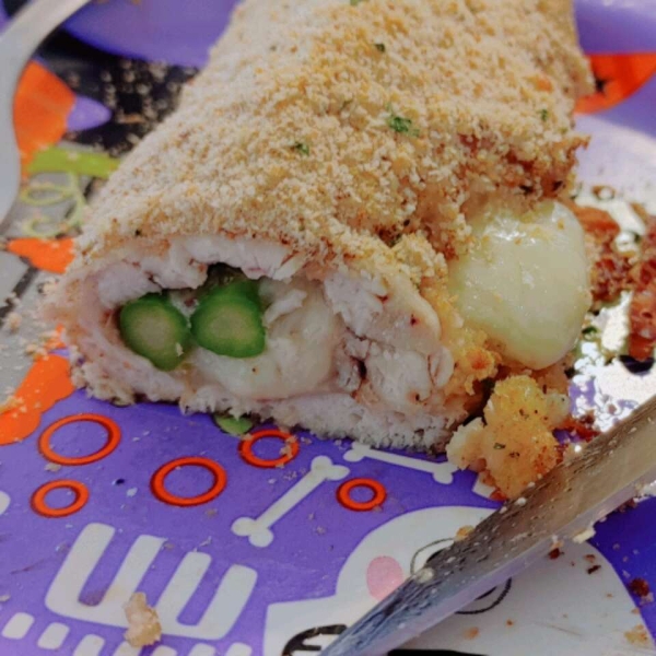 Asparagus and Mozzarella Stuffed Chicken Breasts