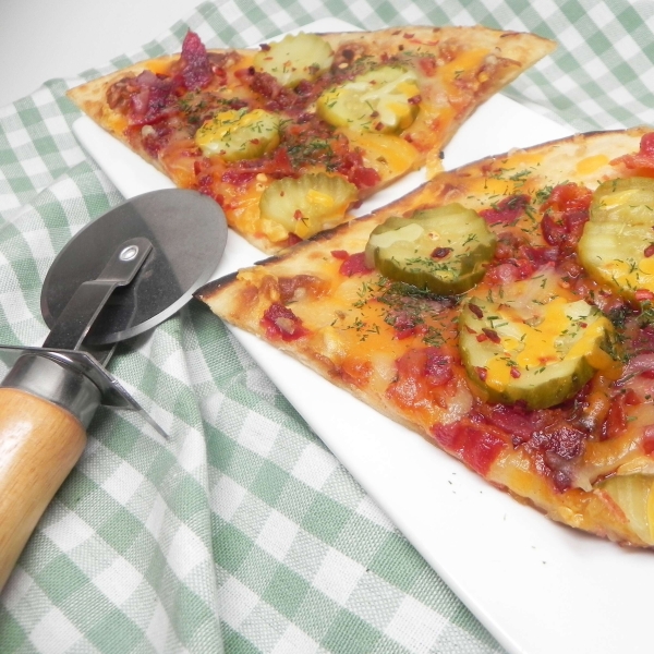 Garlicky Bacon and Pickle Pizza