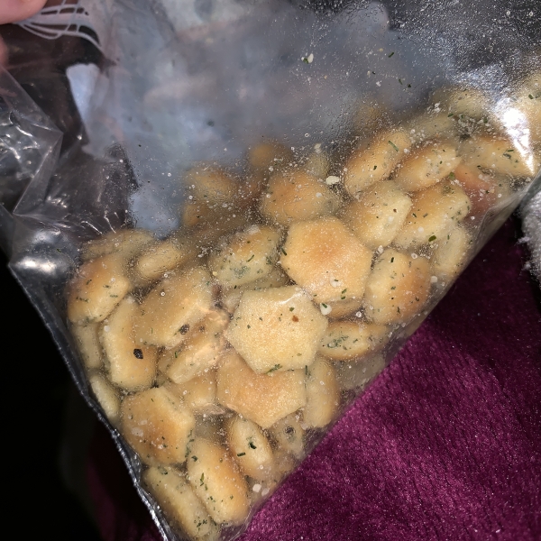 Seasoned Oyster Crackers