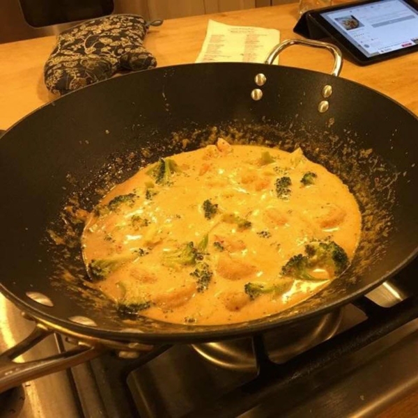 Easy Red Thai Curry with Chicken and Broccoli