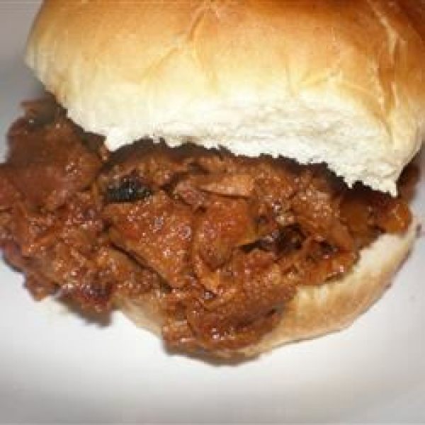 Slow Cooker Venison Sloppy Joes