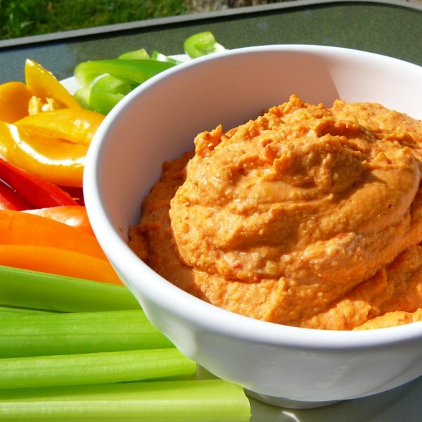 Awesome Red Pepper Hummus Dip