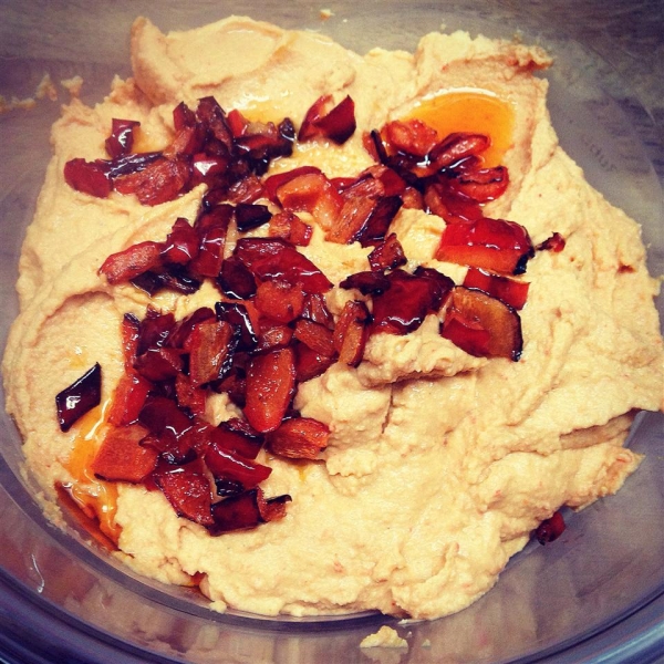 Awesome Red Pepper Hummus Dip