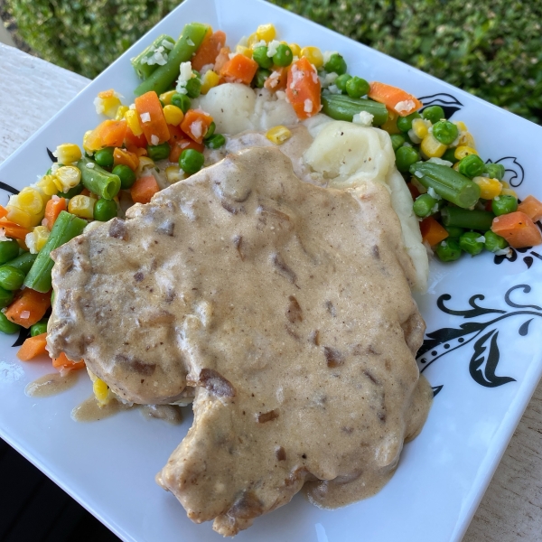 Slow Cooker French Onion Pork Chops