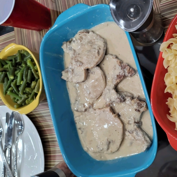 Slow Cooker French Onion Pork Chops