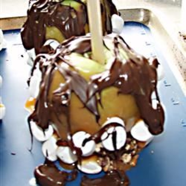 Rocky Road Caramel Apples