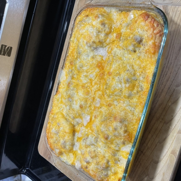 Breakfast Casserole with Biscuits and Gravy