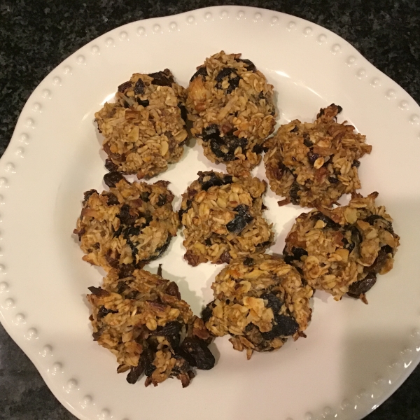 Nutty Banana Oat Date Cookies