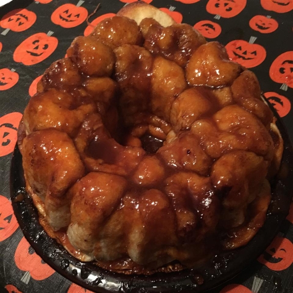 Monkey Bread with Butterscotch Pudding