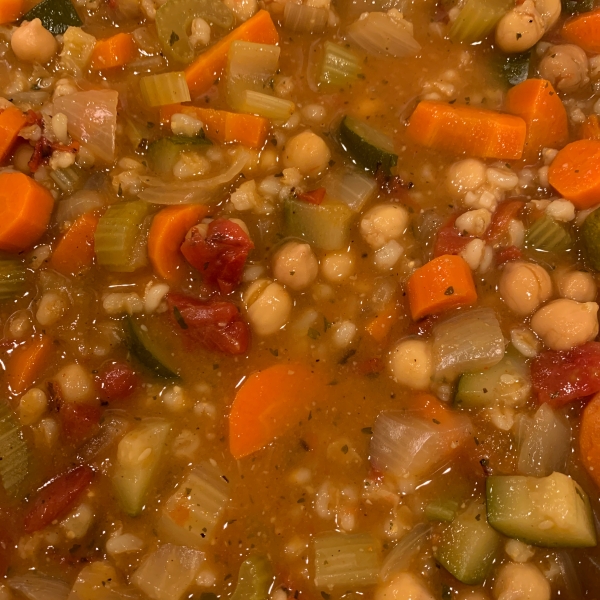 Beaker's Vegetable Barley Soup