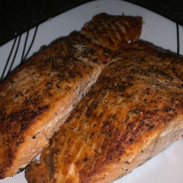 Grilled Salmon with Maple Syrup and Soy Sauce