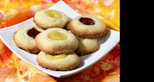 Shortbread Thumbprint Cookies with Lemon Curd