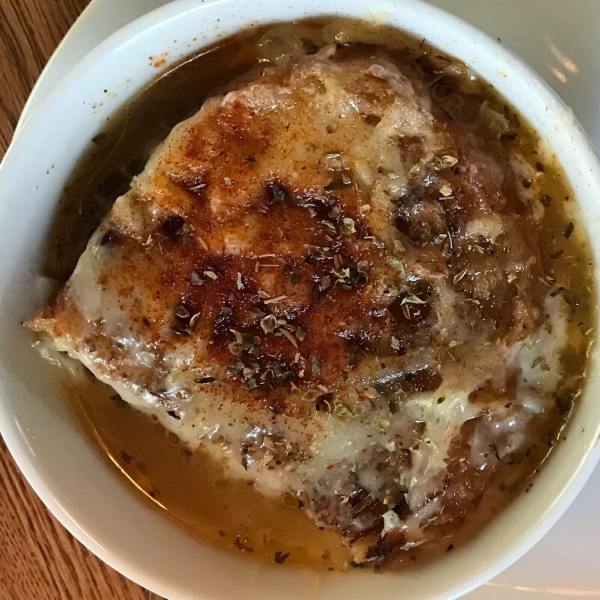 Old-Fashioned Onion Soup
