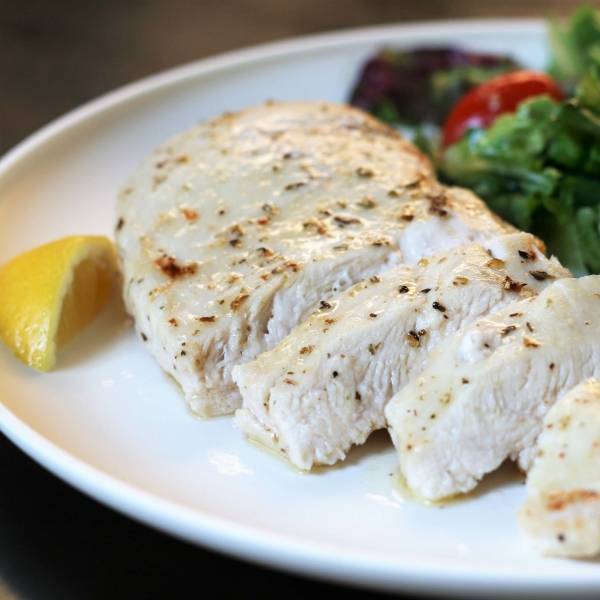 Simple Broiled Chicken Breasts