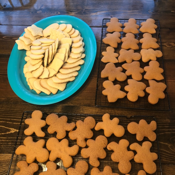 Soft Gingerbread Cookies