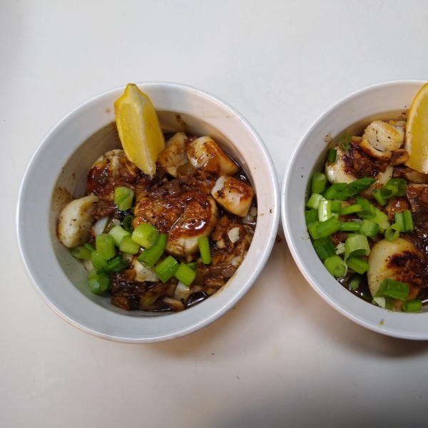 Sous Vide Scallops with Garlic and Lemon Butter