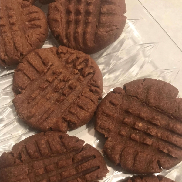 5-Ingredient Peanut Butter Chocolate Cookies