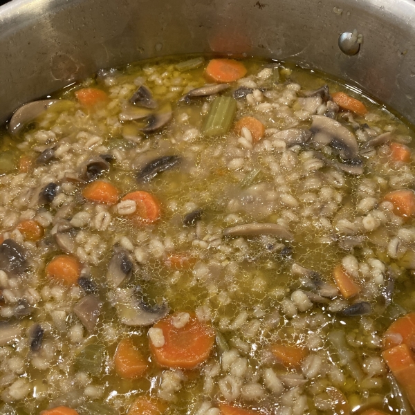 Very Easy Mushroom Barley Soup