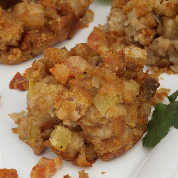 Thanksgiving Bacon Stuffing