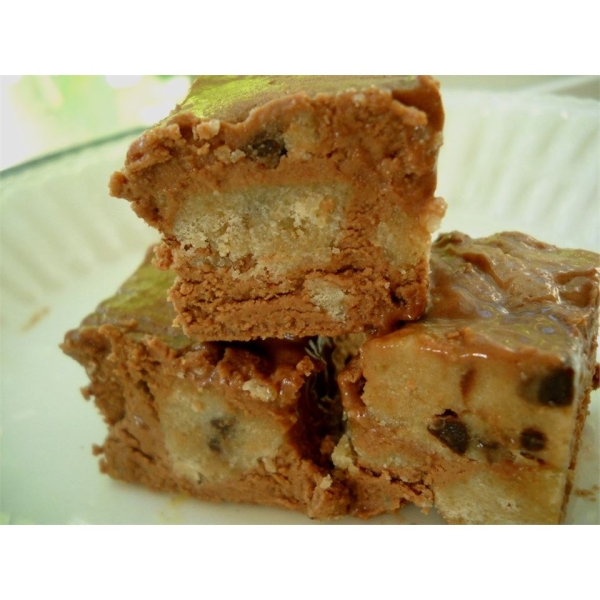 Chocolate Chip Cookie Dough Fudge