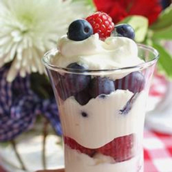 Easy Berry Parfait