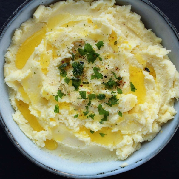 Jen's Creamy Garlic Mashed Potatoes